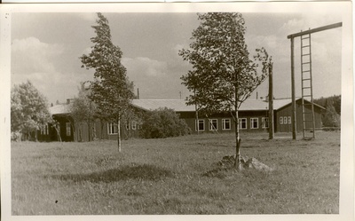 Photo, Kauksi 8-kl. School in 1966.  duplicate photo