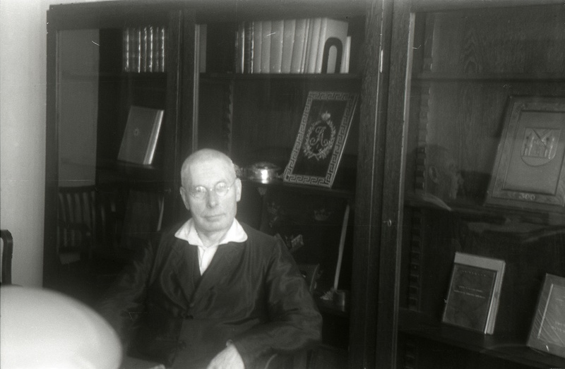 TRÜ raamatukogu direktor Karl Feldmann