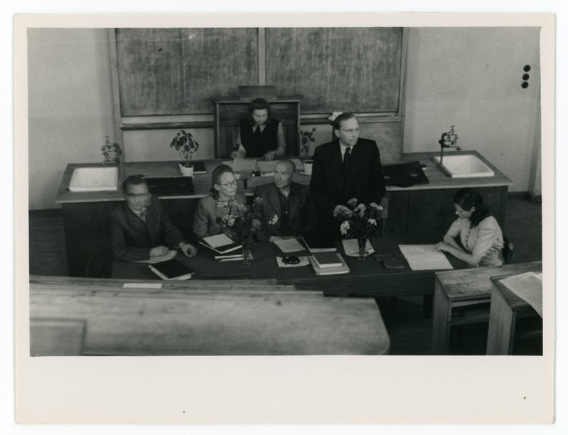 TRÜ riigieksam 1950. a. Vasakult teine Paula Palmeos