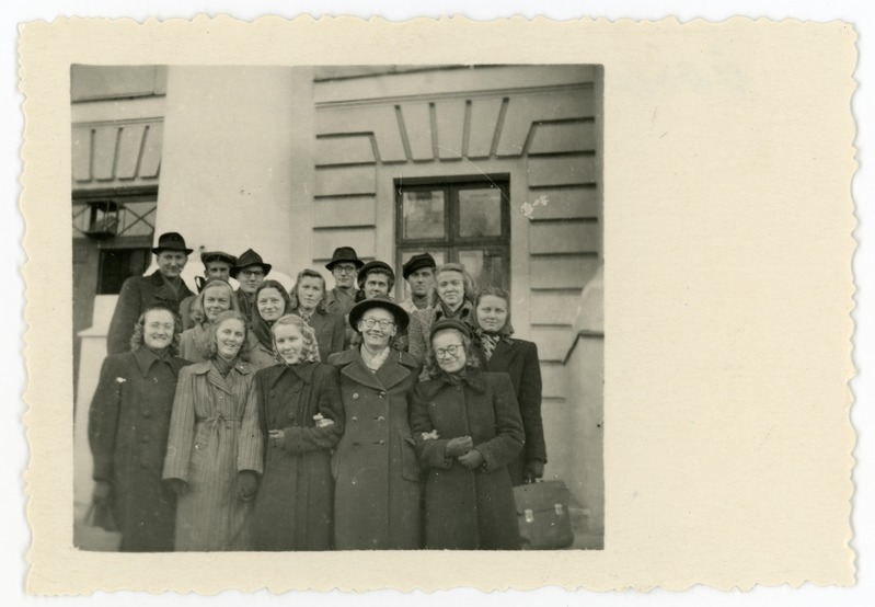 Ülikooli ees, september 1951