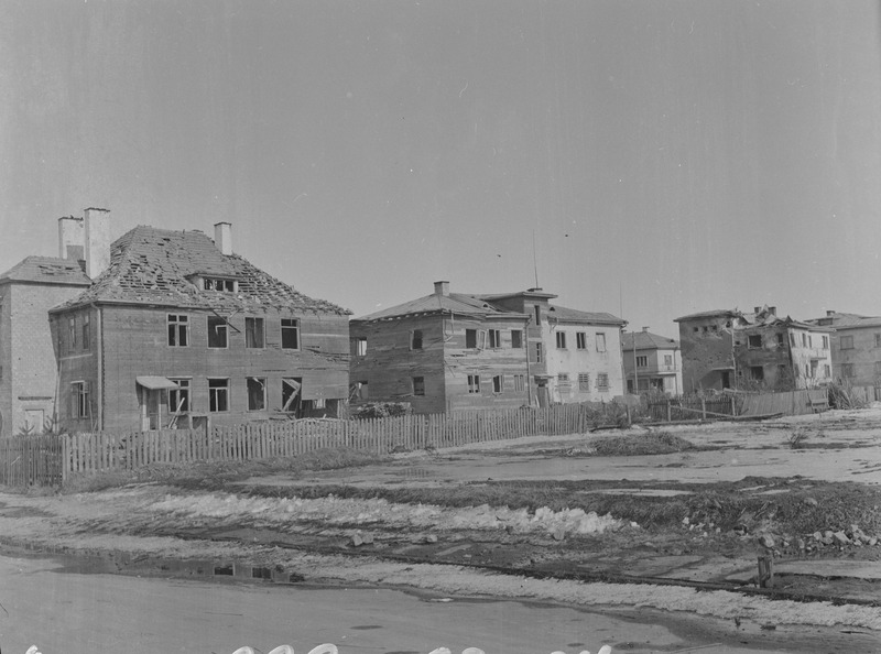 Taara pst. 8 korter filmitud pärast õhurünnakut 26/27. märtsil 1944.a.