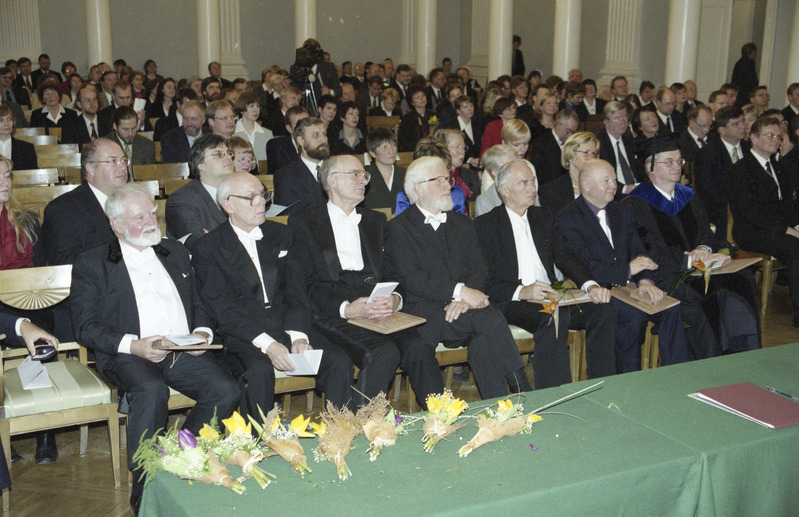 Negatiivid Tartu Ülikooli üritustest 1997-2003