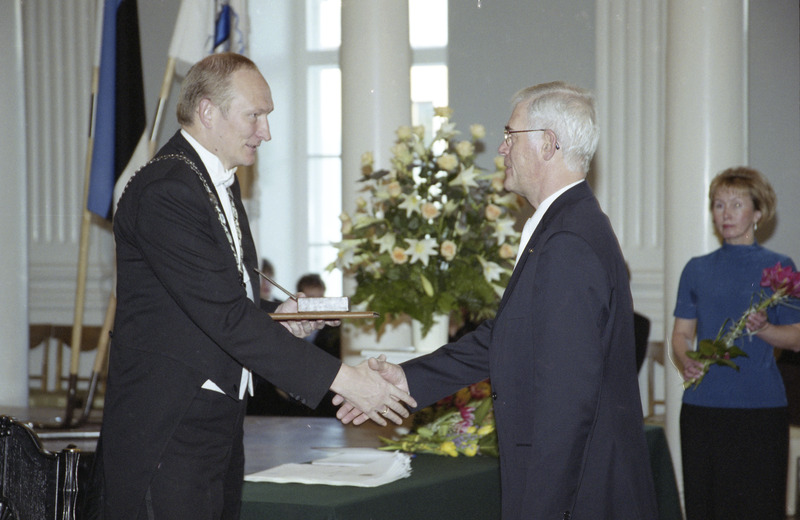 Negatiivid Tartu Ülikooli üritustest 1997-2003