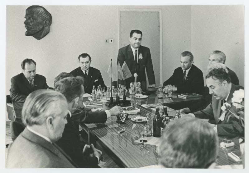 Gruusia ja Eesti KP delegatsioonide kohtumine Tartus. EKP Tartu Linnakomitees?