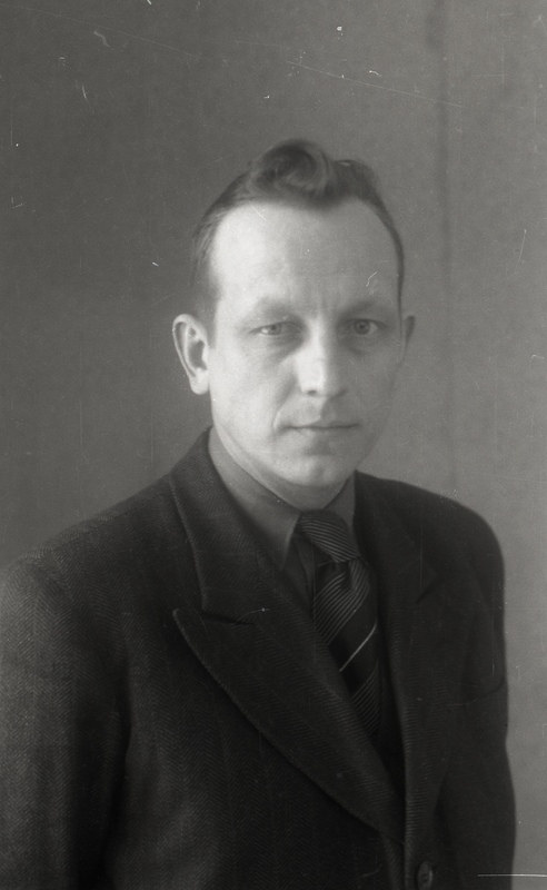 TRÜ mullateaduse ja agrokeemia kateedri juhataja, dotsent (1944-51) Osvald Hallik