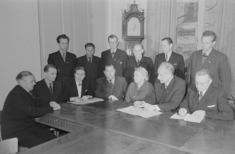 I üliõpilaste laulupeo komisjon. Jaanuar 1957. a.