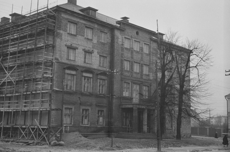 Tartu ülikooli tütarlaste ühiselamu ehitus Pälsoni (Pepleri 23) t. 1953. a.