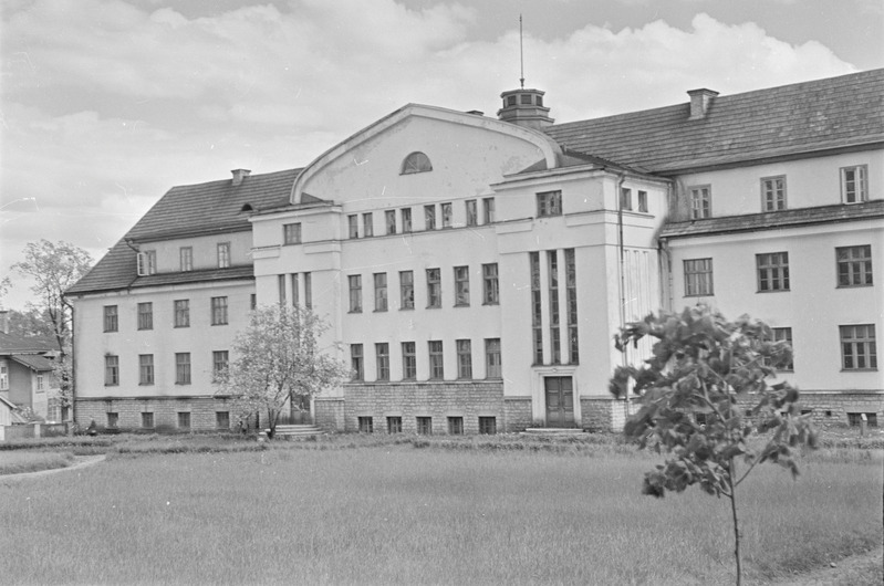 Tartu ülikooli pediaadria kateeder. Lastekliinik. 1952. a.