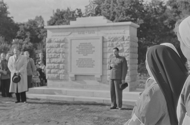 Ausamba avamine Nõukogude armee sõjaväelastele Tartus 1950. a.