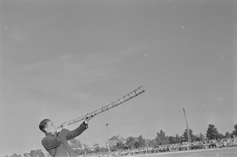 Eesti NSV X aastapäeva pidustused Tartus Tamme staadionil 1950. a.