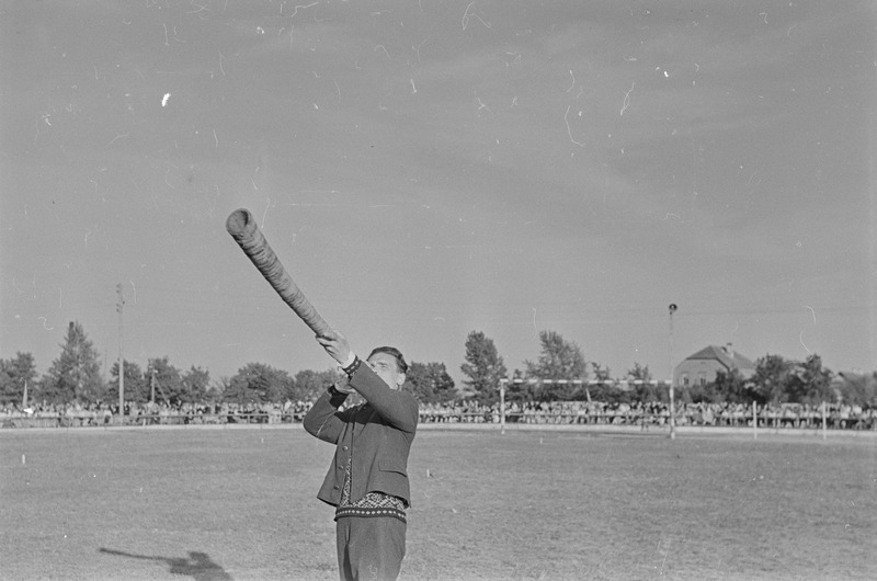 Eesti NSV X aastapäeva pidustused Tartus Tamme staadionil 1950. a.