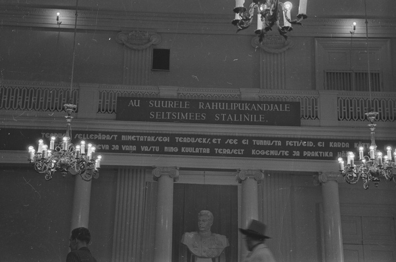 Rahu kaitsel. Allkirja annavad professor Toomingas(?), professor Eduard-Gustav Aunap ja professor Paul Ariste. 1951. a.