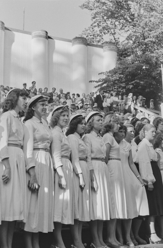 I üliõpilaste laulupidu 1956. a. Helilooja Juhan Simm.