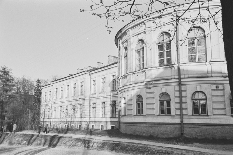 Tartu ülikooli õppehooned. Kehakultuuri õppehoone, õpperaamatukogu, Uus Anatoomikum. 1956. a.