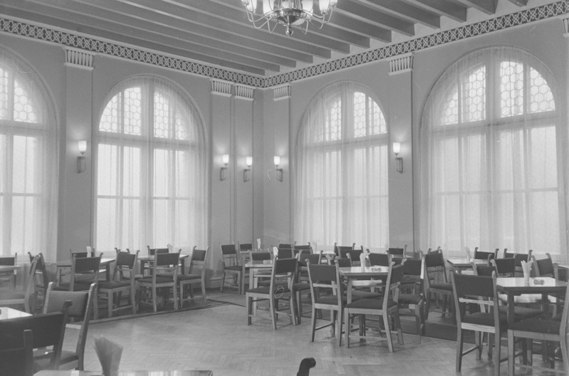 Tartu ülikooli kohvik. Siseruumid