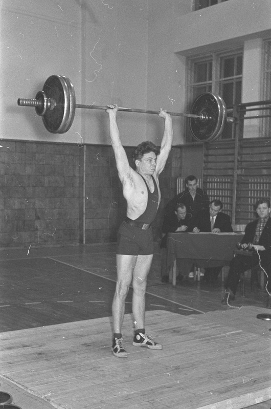 Tartu ülikooli esivõistlused raskejõustikus. 21. november 1959. a.