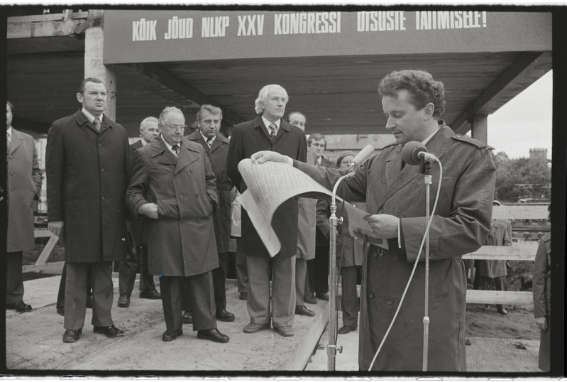 Tartu ülikooli raamatukogu hoonele nurgakivi panek. 27. september 1976. a.