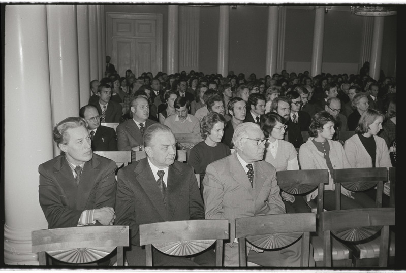 Tartu ülikooli arstiteaduskonna päev ülikooli aulas. 15. oktoober 1976. a.