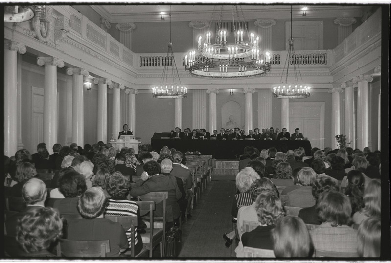 Tartu ülikooli arstiteaduskonna päev ülikooli aulas. 15. oktoober 1976. a.