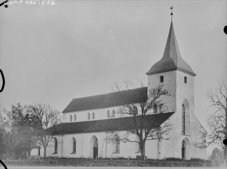 Urvaste kirik. Välisvaade