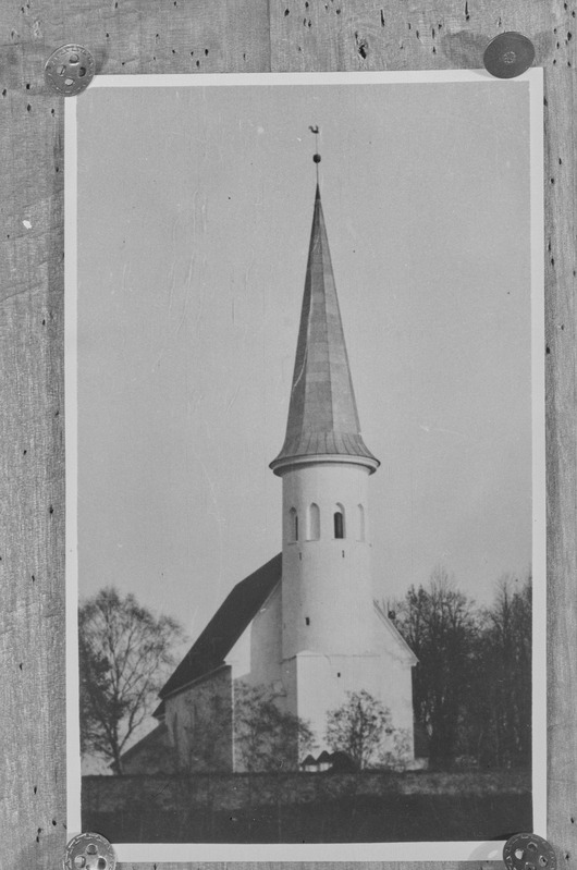 Lüganuse kirik. Torni vaade