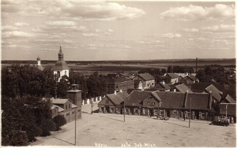 Foto. Vaade Võru linnale Katariina kiriku tornist.