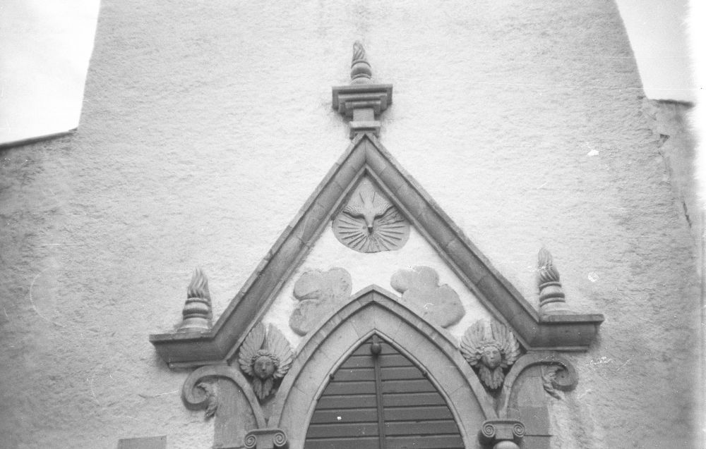 Keila kiriku portaal
