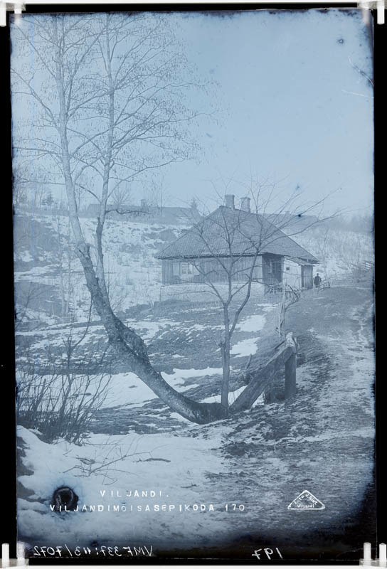 fotonegatiiv, Viljandi mõis, sepikoda 1924 (?) foto J.Riet
