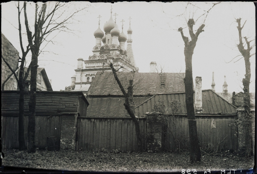 Tallinn, Suur-Gonsiori tänav 23 lammutatavad majad, vaade Väike-Gonsiori tänav 3 õuelt.