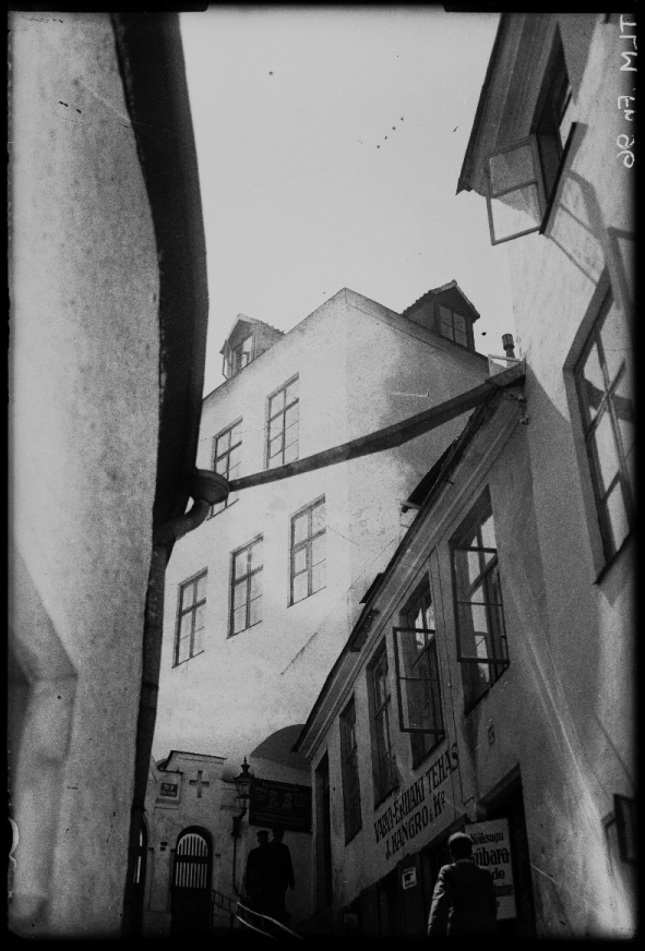 Tallinn, Lühike jalg, vaade majale nr. 9.