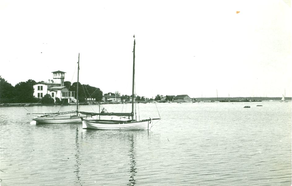 Foto. Dampfi album. Vaade Peltzeri villale ja Vanasadamale merelt. 1930ndad a.