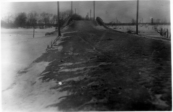 Foto Kuressaare Suursild Kuressaare linnas ca 1950