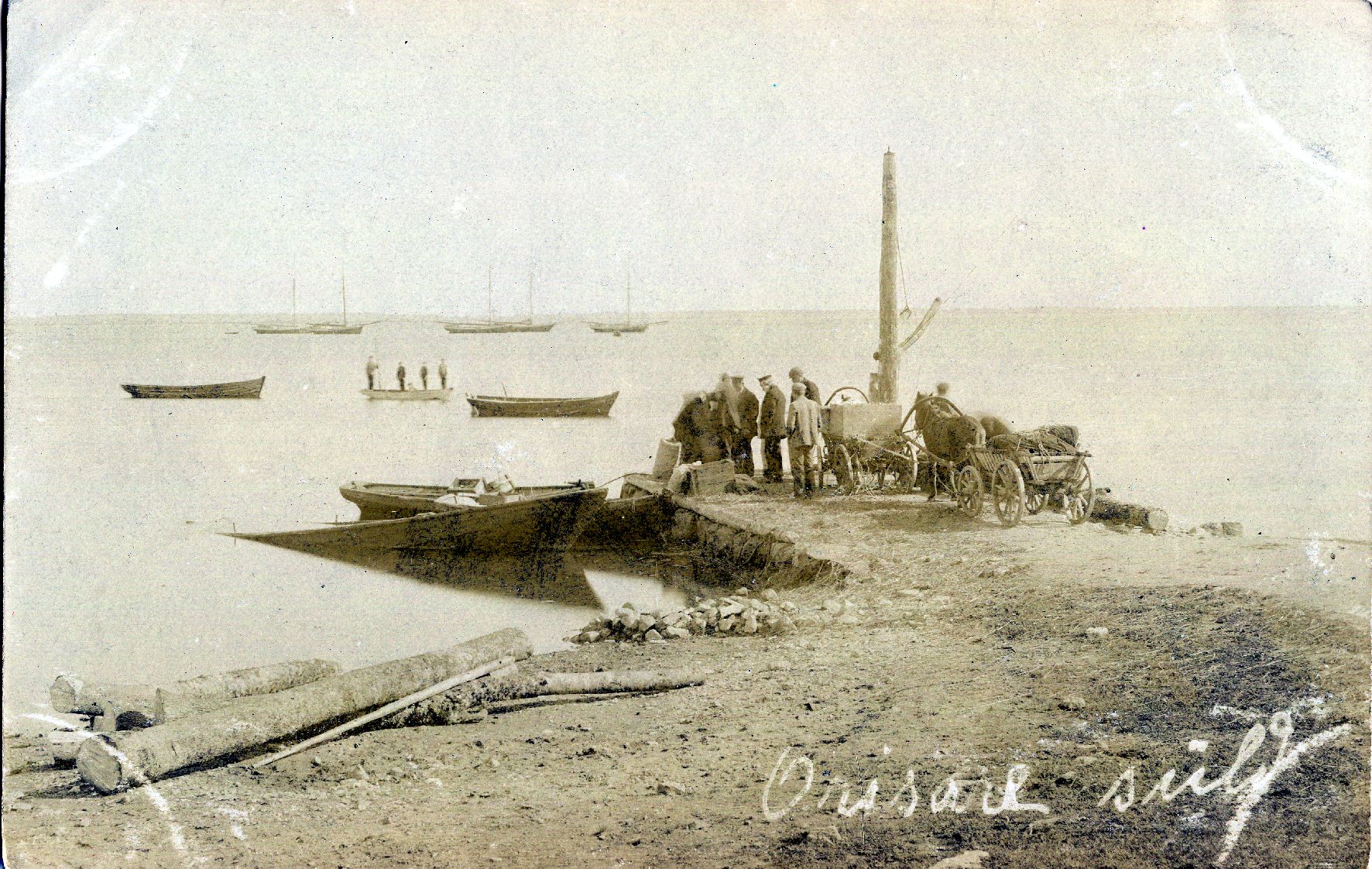 Orissaare sadam, vaade sadamasillale maa poolt