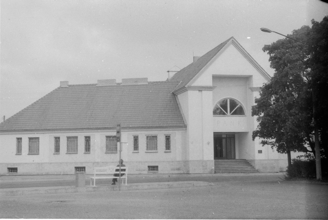 Kuressaare, Eesti Maapanga hoone