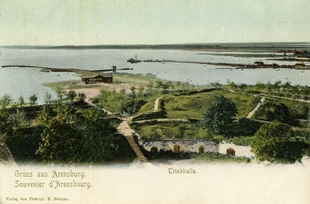 Vaade Kuressaare kindluse Läänebastionile ja rannale