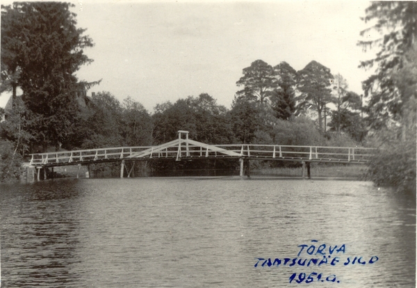 Foto Tantsumäe sild Tõrva linnas 1951. a