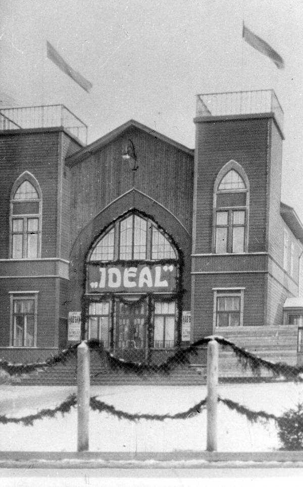 Karlova. Kino "Ideal" (hiljem "Ideaal") fassaad. Tartu, 1920-1930.