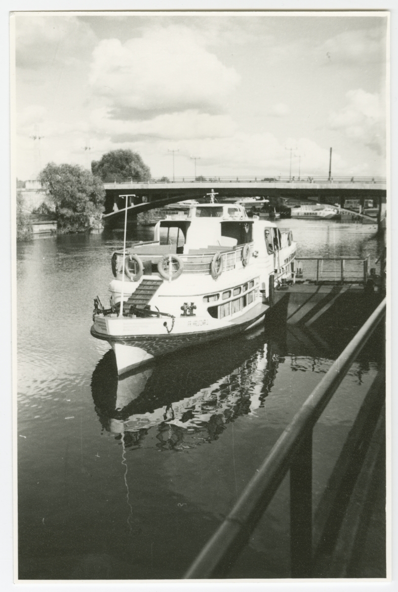 Motor ship ''Fr. R. Kreutzwald' Tartu Seaport