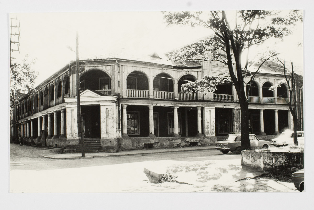 Tartu. Star Street Circuit store before restoration.