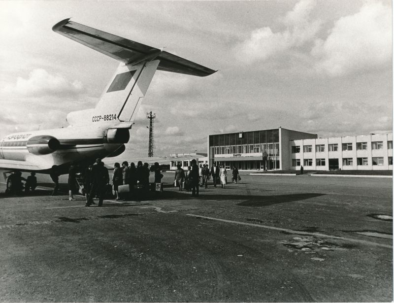 Photo. Through the new airport of Tartu, the city is connected to Moscow, Kiev, Simferopoli, as well as several places in our republic.