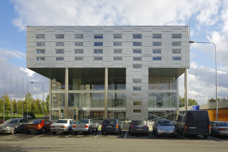 Õismäe Holiday Centre, view of the building. Architects Muru & Family: Urmas Muru, Peeter Family, Katrin Kaevats, Janek Maat