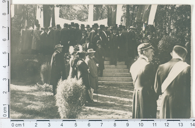 Ernst von Bergmann Opening of the austere pillar29. Viii 1913