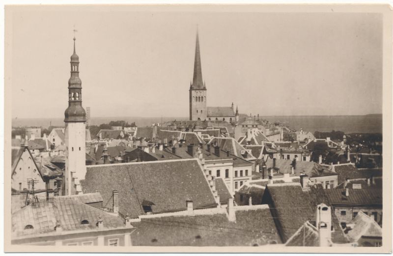 Postcard. Tallinn, view of the tower of the building. Located in the album Hm 7955.