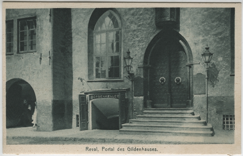 The portal of the Suurgild building and the entrance to the Börsikeld.