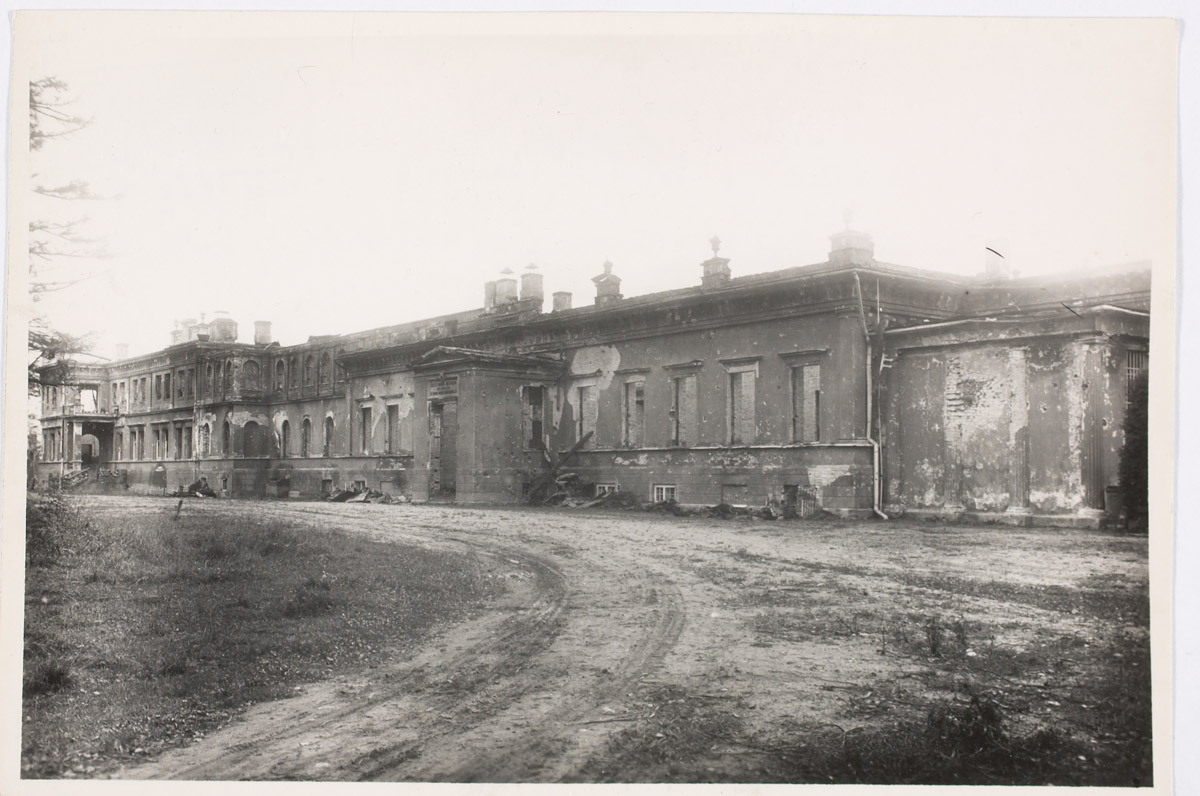 Burned Radio Castle - ERM ruins, October 11. 1945