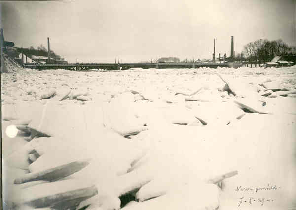 Narva Floor Bridge