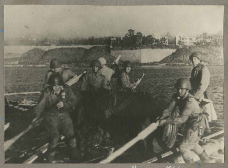 Soviet troops crossing the Narva River. 1944