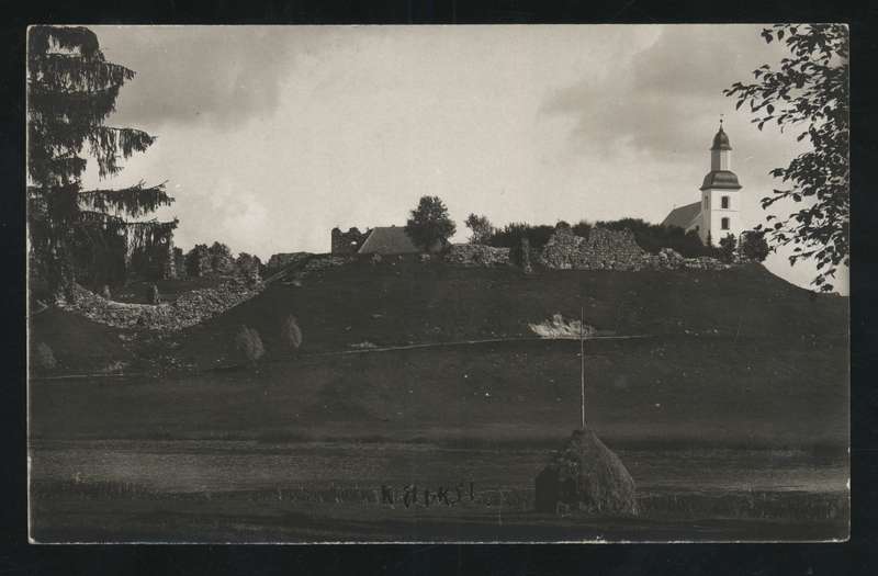 Postcard, Karksi-Nuia, Karksi org, castle resorts, church