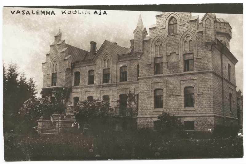 Vasalemma School House (Vasalemma Manor) - view on the back of the building.