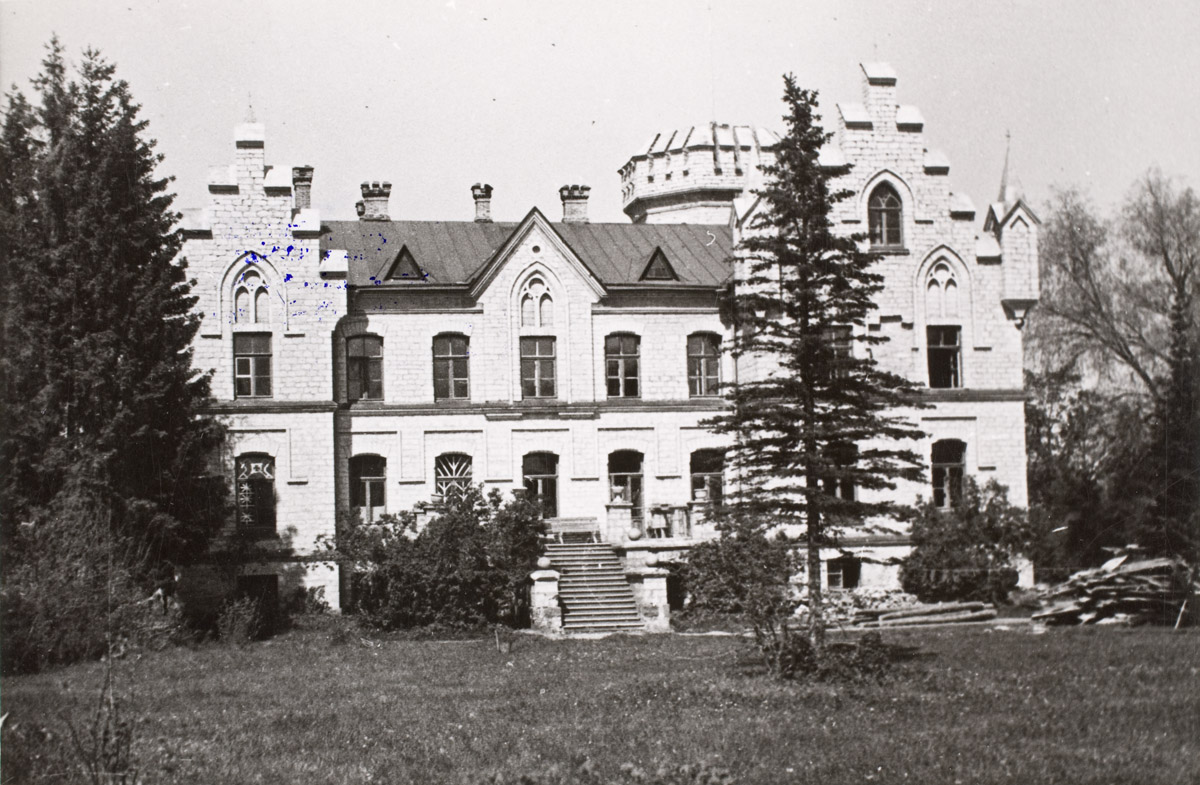 Vasalemma school house, former manor castle. Harju-madise khk.